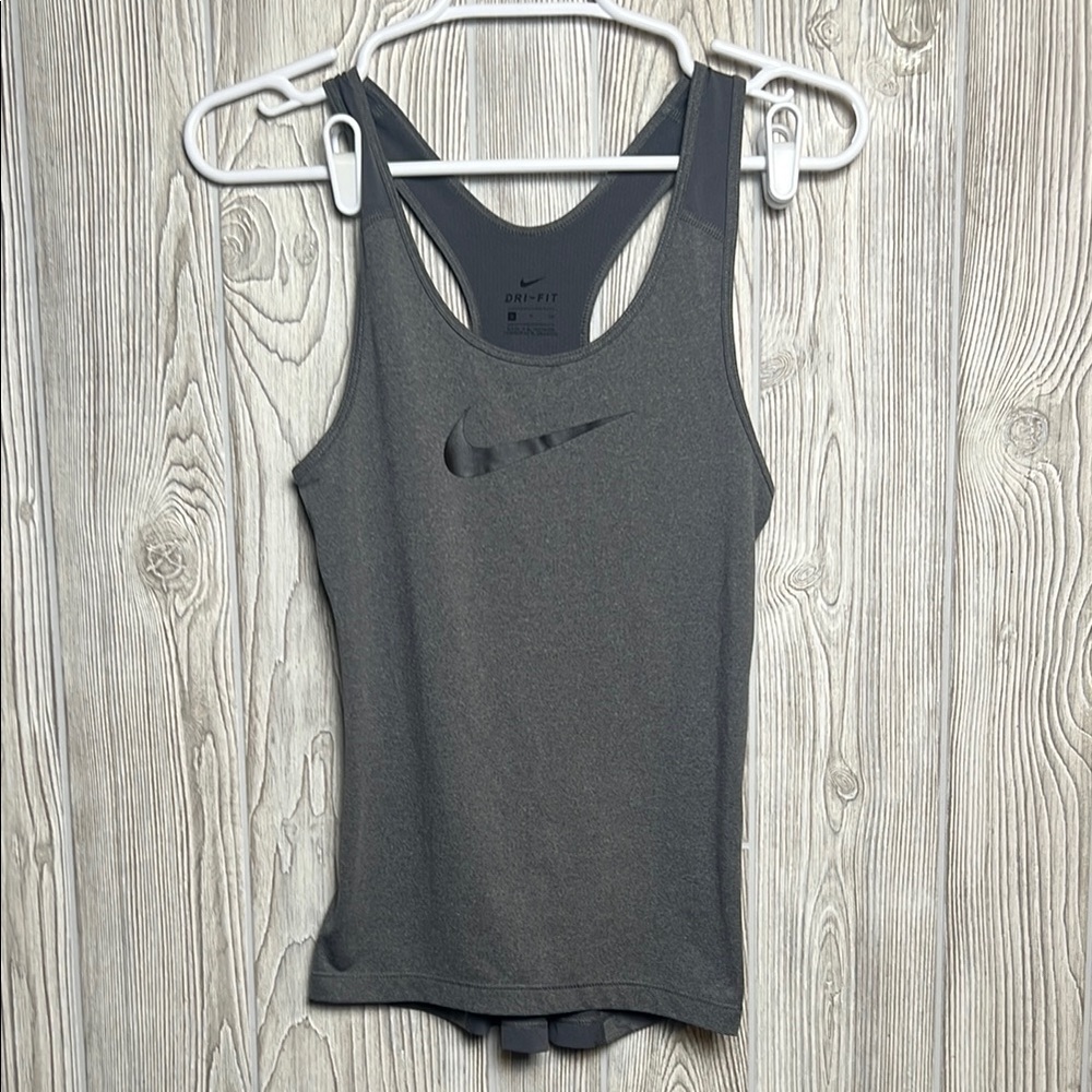 NIKE Dri Fit Grey Fitness Tank Top. Size small